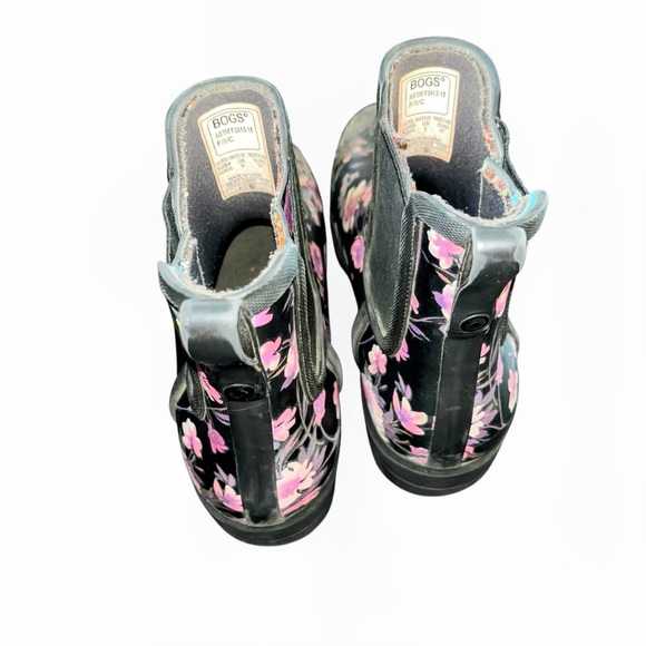 Bogs Laurel Chelsea Safety Toe Work Waterproof Boots Rain black purple flowers 6 - Picture 7 of 7